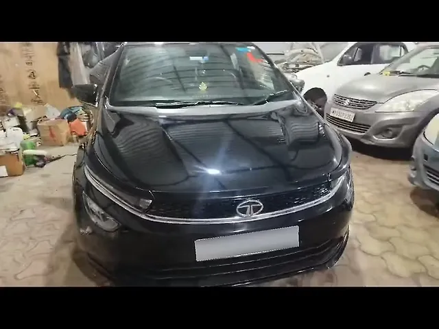 Used 2022 Tata Altroz in Indore
