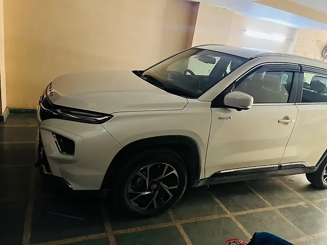 Used 2024 Toyota Urban Cruiser Hyryder in Delhi Used 2024 Toyota Urban Cruiser Hyryder in Delhi