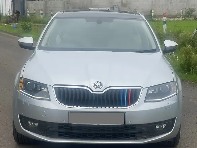Used 2014 Skoda Octavia in Surat