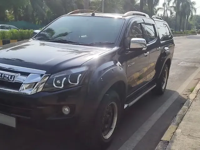 Used 2017 Isuzu D-Max V-Cross in Mumbai