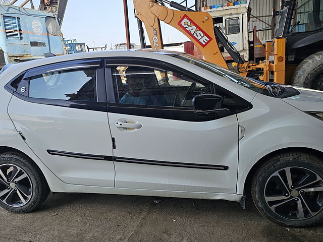 Used Tata Altroz XZ Plus (S) Diesel in Surat