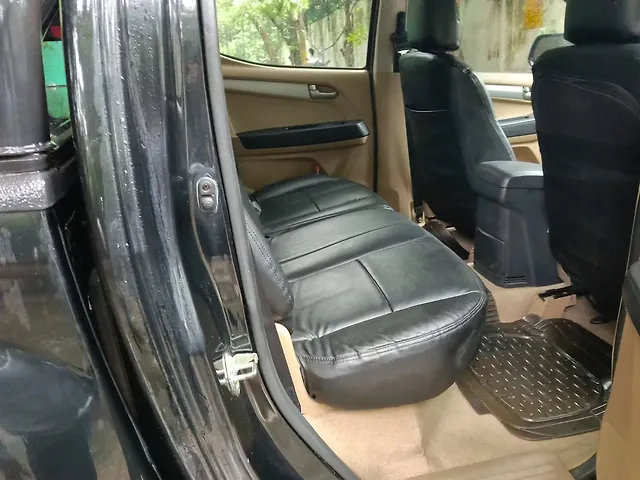 Used Isuzu D-MAX V-Cross [2019-2020] Standard in Delhi