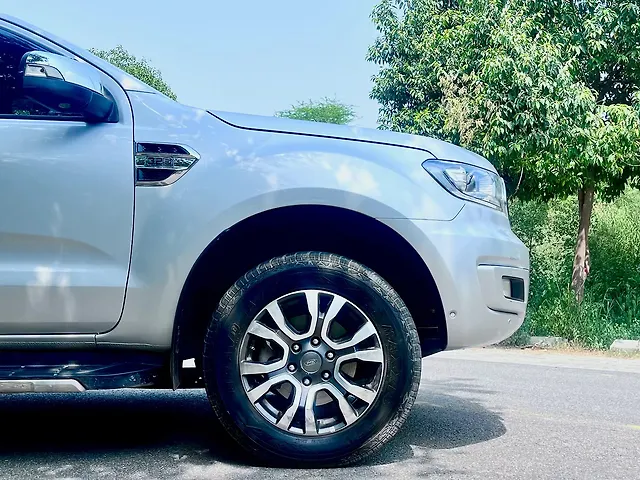 Used Ford Endeavour Titanium Plus 3.2 4x4 AT in Delhi