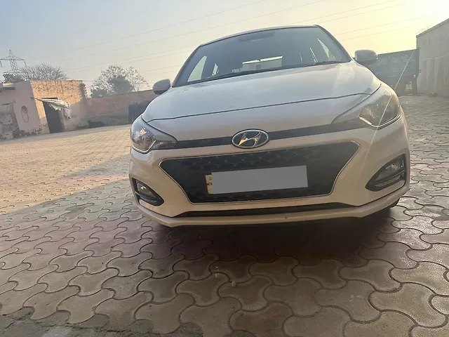 Used Hyundai Elite i20 [2018-2019] Sportz 1.2 in Chandigarh