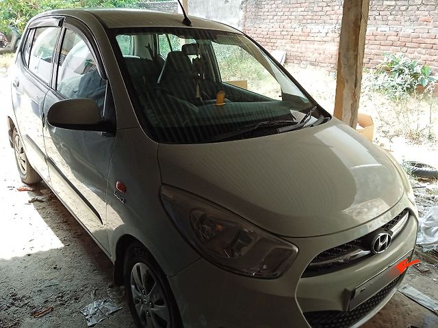 Used 2016 Hyundai i10 in Jaipur
