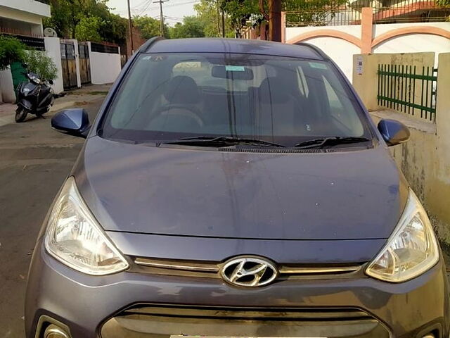 Used 2015 Hyundai Grand i10 in Lucknow