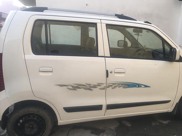 Used Maruti Suzuki Wagon R 1.0 [2010-2013] VXi in Noida