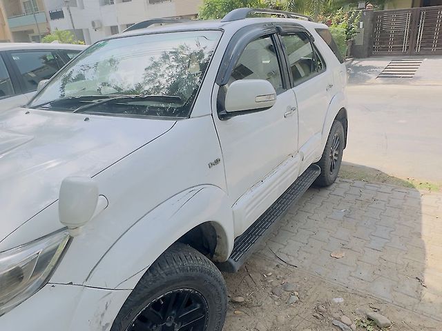 Used Toyota Fortuner [2012-2016] 4x2 AT in Chandigarh
