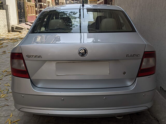 Used 2015 Skoda Rapid in Gurgaon