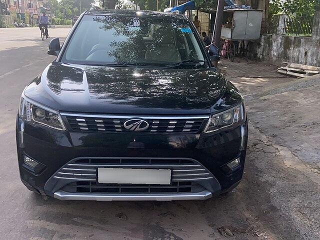 Used Mahindra XUV300 [2019-2024] W8 (O) 1.5 Diesel [2020] in Vadodara