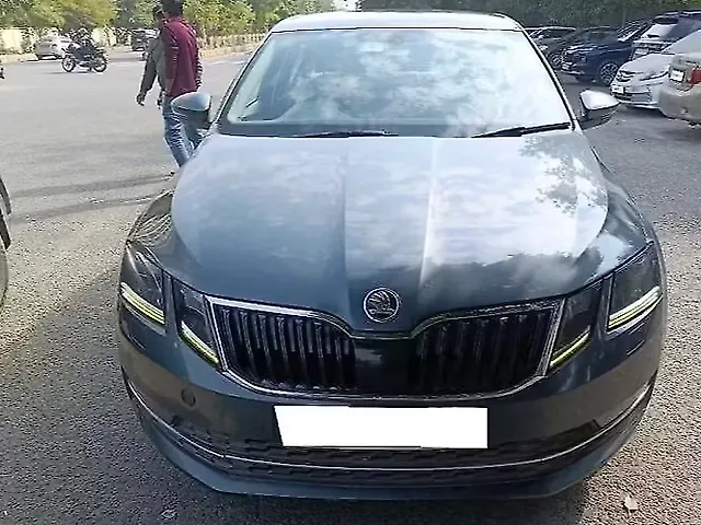 Used 2018 Skoda Octavia in Noida