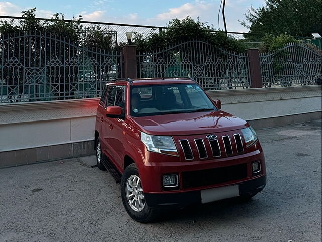 Used Mahindra TUV300 [2015-2019] T8 mHAWK100 in Ahmednagar