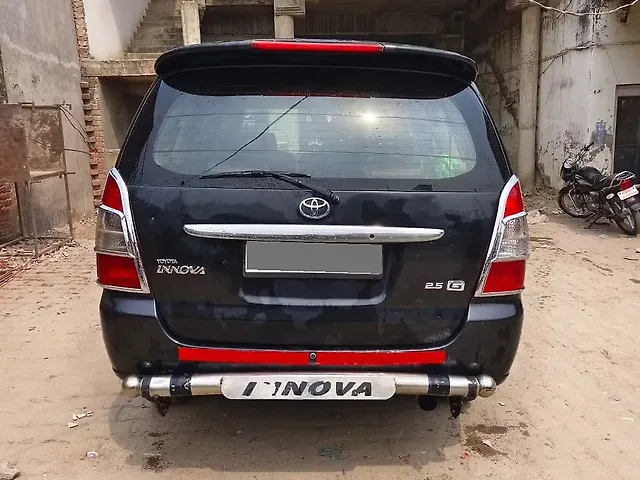 Used 2007 Toyota Innova in Bahraich