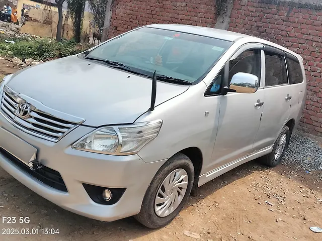 Used 2013 Toyota Innova in Patna