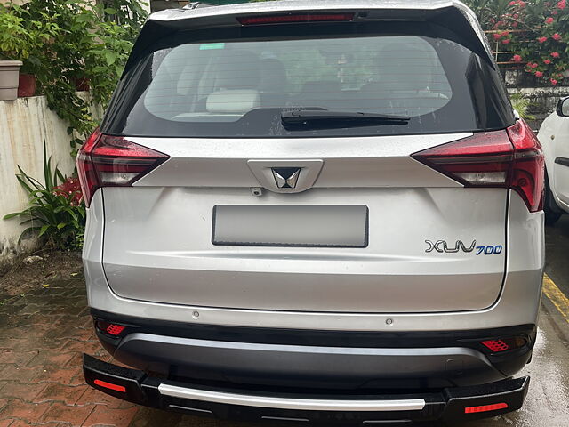 Used Mahindra XUV700 AX 7 Petrol MT 7 STR [2021] in Vadodara