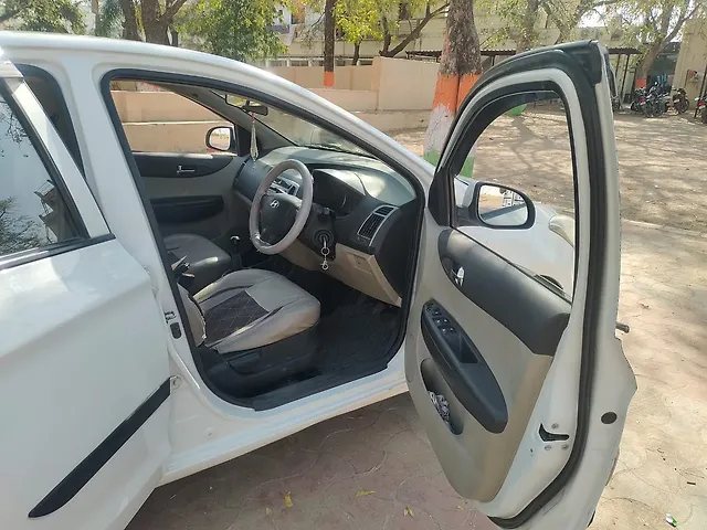 Used Hyundai i20 [2012-2014] Magna (O) 1.2 in Himmatnagar