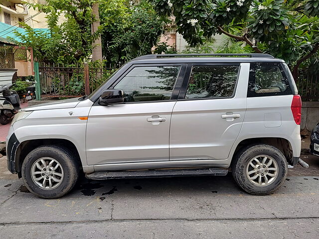 Used Mahindra TUV300 [2015-2019] T8 mHAWK100 Dual Tone in Delhi