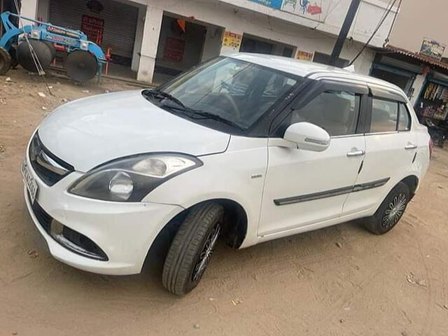 Used 2015 Maruti Suzuki Swift DZire in Sitapur