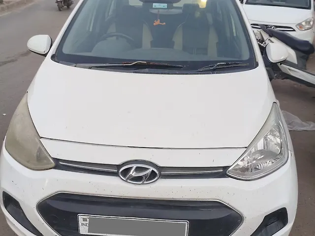 Used 2016 Hyundai Xcent in Bhuj