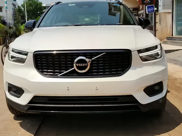 Used 2020 Volvo XC40 in Bangalore