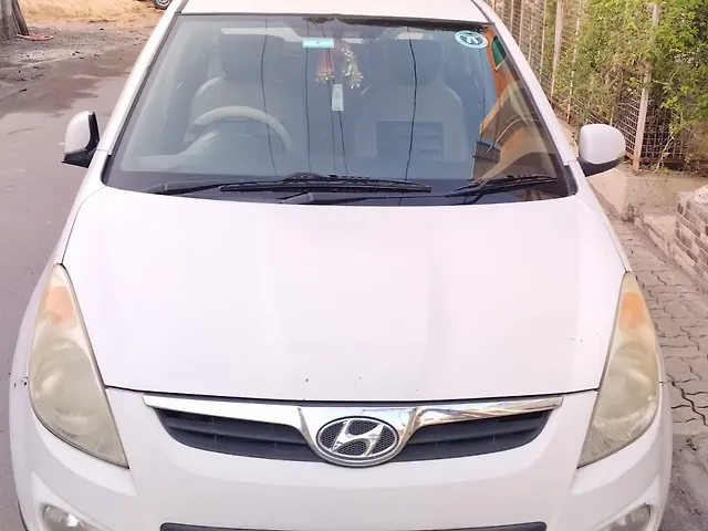 Used 2011 Hyundai i20 in Rajkot Used 2011 Hyundai i20 in Rajkot