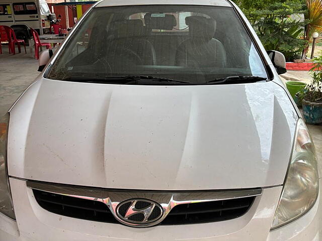 Used 2011 Hyundai i20 in Lucknow