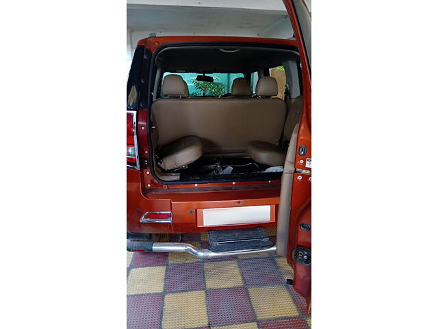 Used Mahindra TUV300 [2015-2019] T8 in Pune