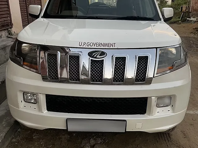 Used 2018 Mahindra TUV300 in Budaun