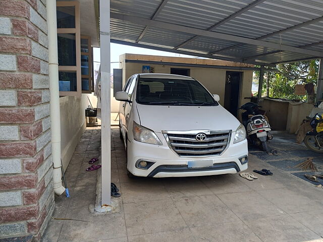 Used 2010 Toyota Innova in Bangalore