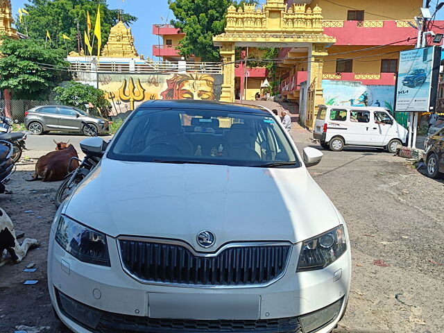 Used 2015 Skoda Octavia in Jabalpur