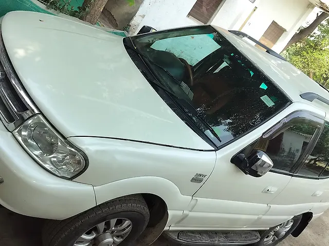 Used 2011 Tata Safari in Lucknow