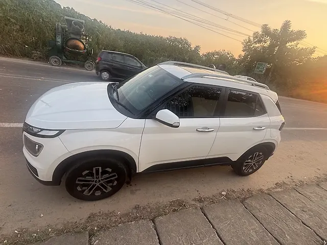 Used 2023 Hyundai Venue in Nilambur