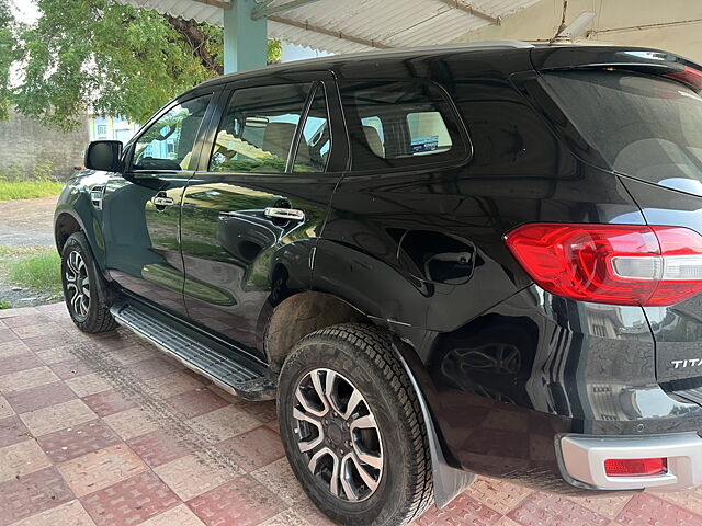 Used Ford Endeavour Titanium Plus 2.2 4x2 AT in Rajkot