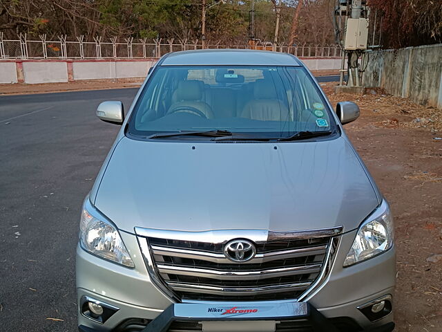 Used Toyota Innova [2013-2014] 2.5 VX 8 STR BS-IV in Bangalore