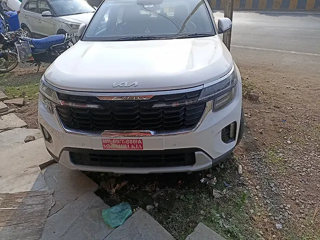 Used 2022 Kia Seltos in Khargone