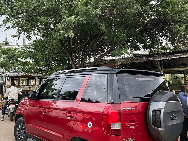 Used Mahindra TUV300 [2015-2019] T10 Dual Tone in Mahbubnagar