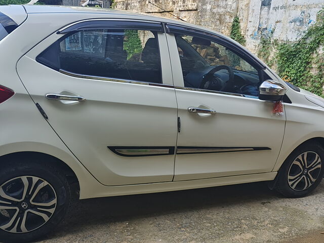 Used Tata Tiago XZ in Muzaffurpur