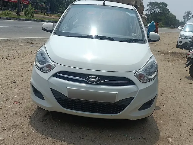 Used 2012 Hyundai i10 in Meerut