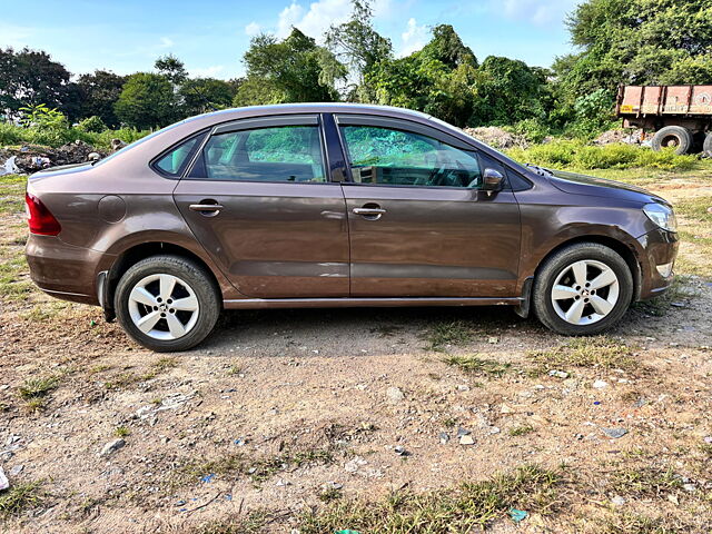 Used Skoda Rapid [2015-2016] 1.5 TDI CR Ambition AT in Hyderabad