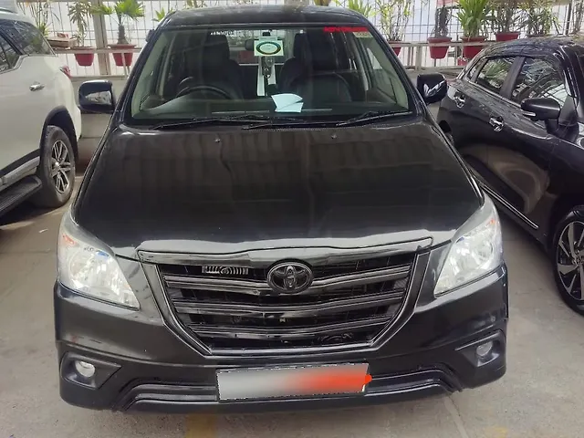 Used 2015 Toyota Innova in Lucknow