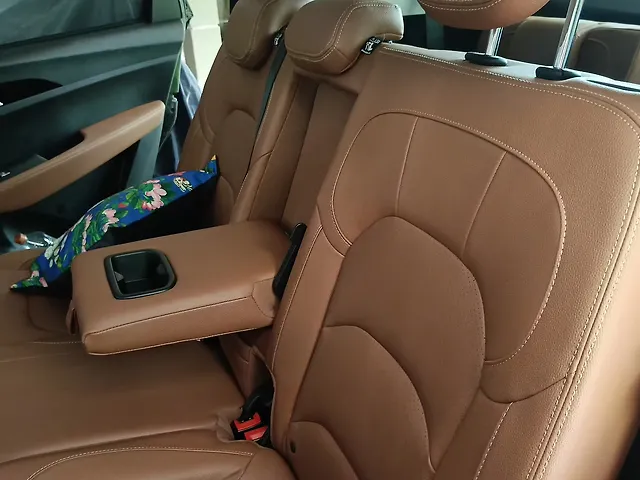 Used MG Hector Plus [2020-2023] Select 2.0 Diesel Turbo MT 7-STR in Hyderabad