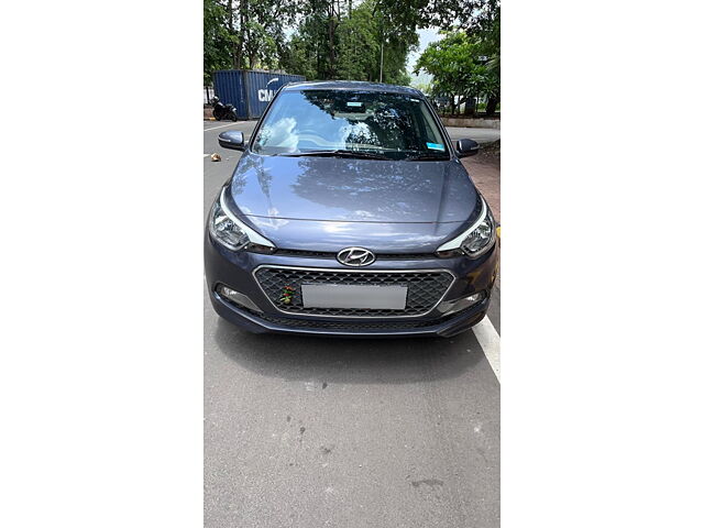 Used 2017 Hyundai i20 Active in Mumbai