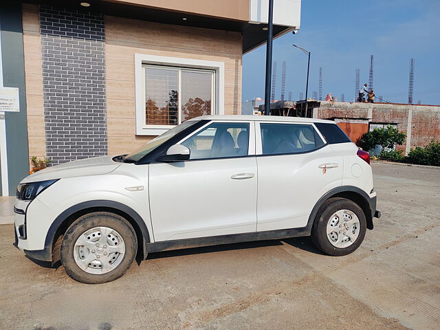 Used Mahindra XUV300 [2019-2024] W6 1.2 Petrol AMT [2021] in Indore