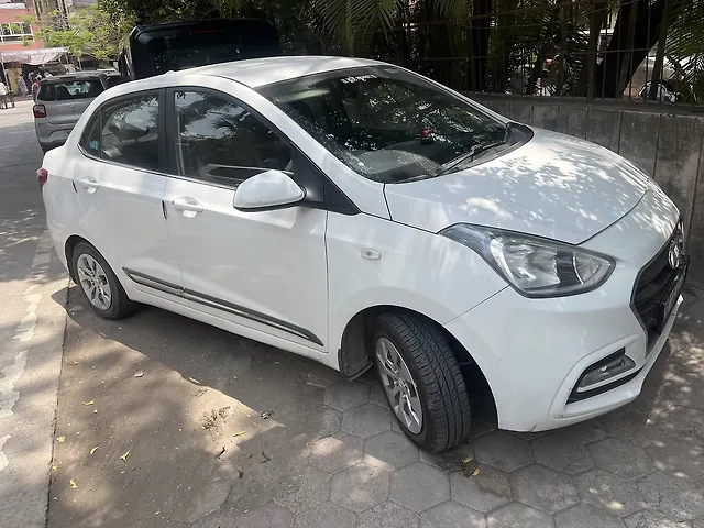 Used 2017 Hyundai Xcent in Khargone Used 2017 Hyundai Xcent in Khargone
