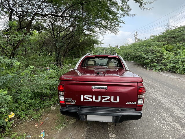 Used Isuzu D-Max V-Cross [2016-2018] 4x4 in Delhi