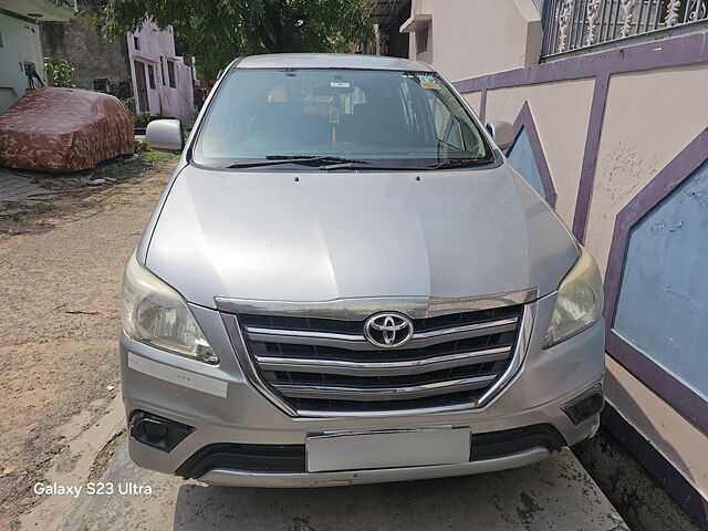 Used 2015 Toyota Innova in Dholpur