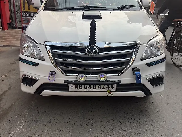Used 2005 Toyota Innova in Cooch Behar
