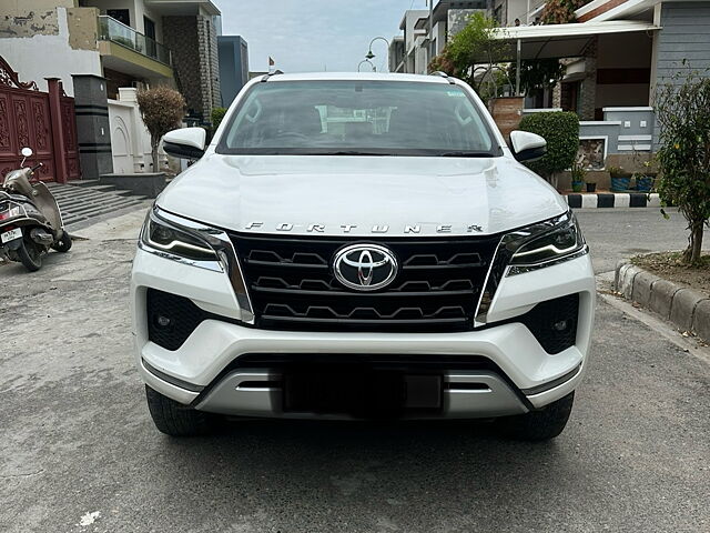 Used Toyota Fortuner 4X2 AT 2.8 Diesel in Sangrur