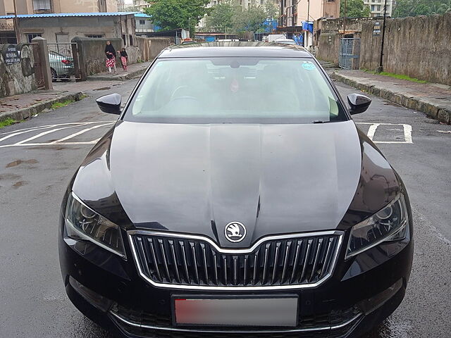 Used 2016 Skoda Superb in Mumbai