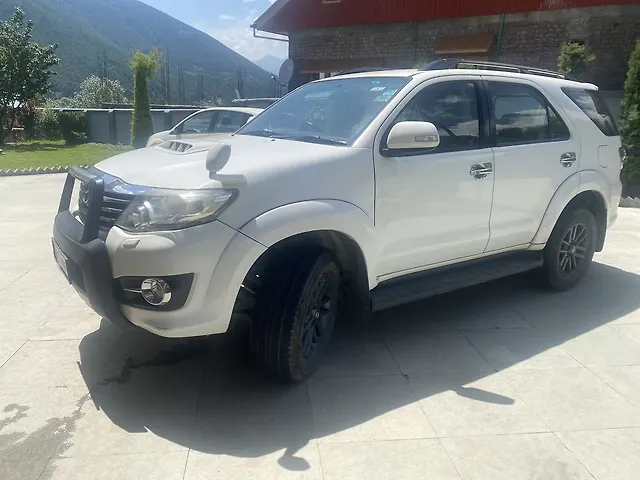 Used 2016 Toyota Fortuner in Srinagar